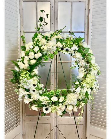 Heavenly Experience Flower Arrangement