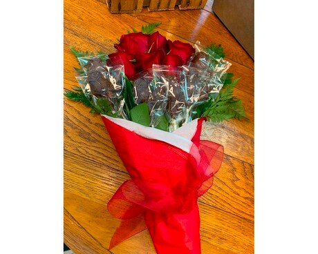 The Perfect Pair, Fresh Cut and Chocolate Roses Flower Arrangement