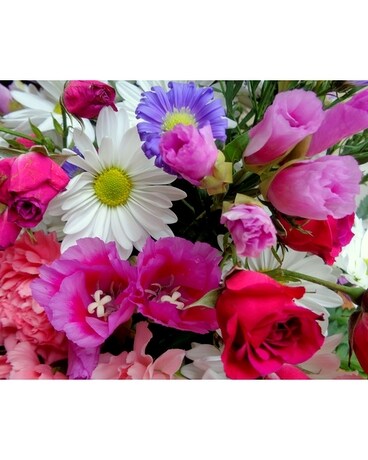Valentine's Mix Arrangement Flower Arrangement
