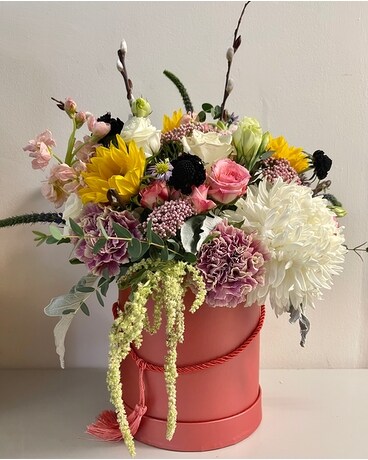 Nini Flower Arrangement