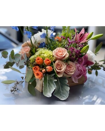 Premium Custom Arrangment Flower Arrangement