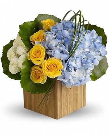 Seattle's Weekend Getaway Flower Arrangement