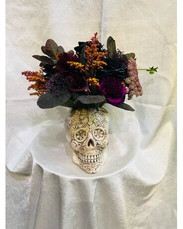 Skull me Dark Flower Arrangement