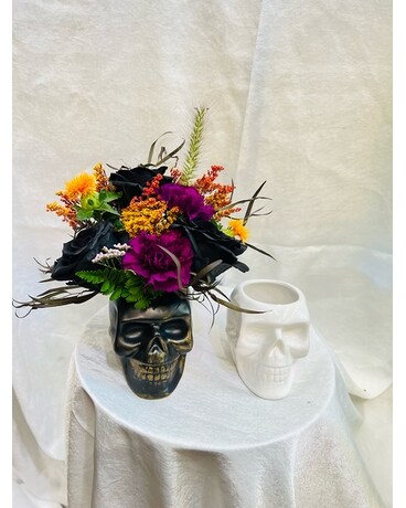 Skull me mini Flower Arrangement