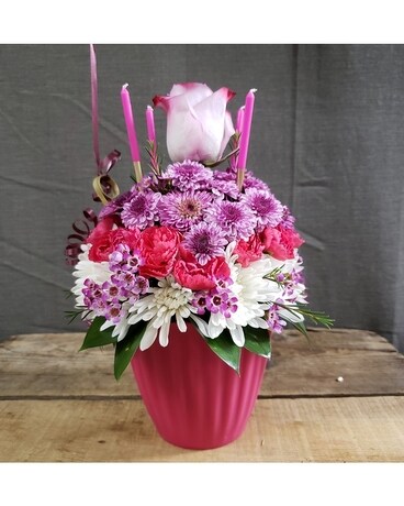 TCL's Birthday Cupcake Flower Arrangement