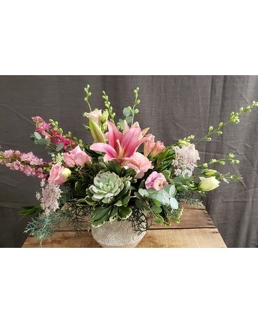 TCL's Beautiful Hello Flower Arrangement