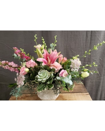 TCL's Beautiful Hello Flower Arrangement