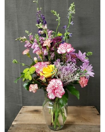 TCL's Found in the Garden Flower Arrangement