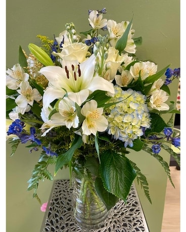 Blues From The Heart Flower Arrangement