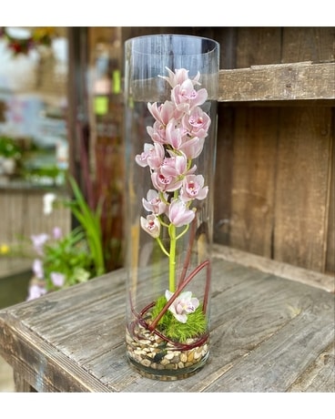 Class in Glass Flower Arrangement