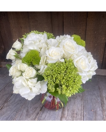 Classic Beauty Flower Arrangement