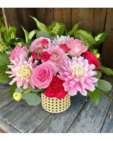 Malibu Bright Flower Arrangement
