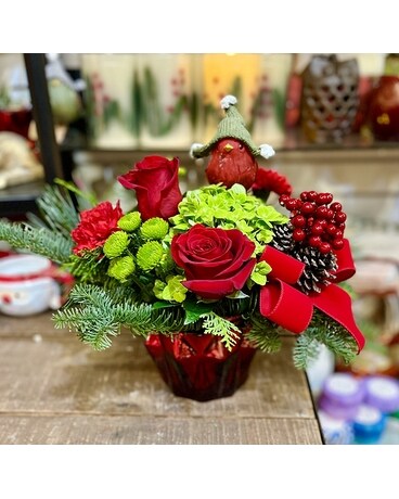 HATS ON HOLIDAY Flower Arrangement