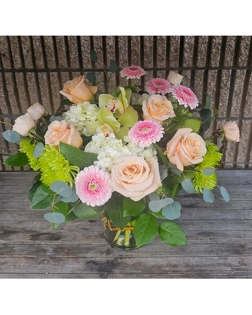 Shop by Flowers Delivery Issaquah WA - Countryside Floral & Garden