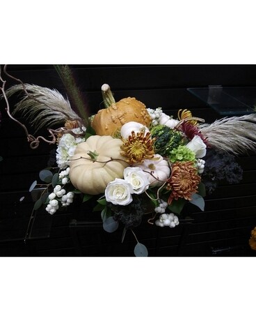 TUSCAN TUMBLE Flower Arrangement