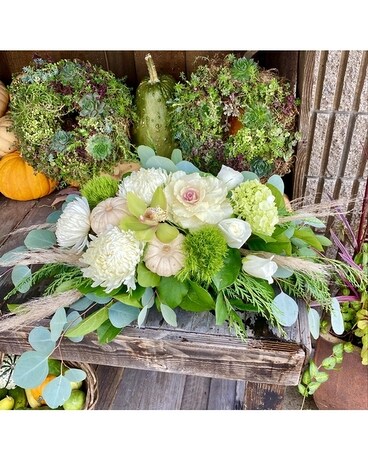 Organic Elegance Flower Arrangement
