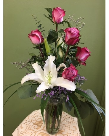 Roses and Lily Flower Arrangement
