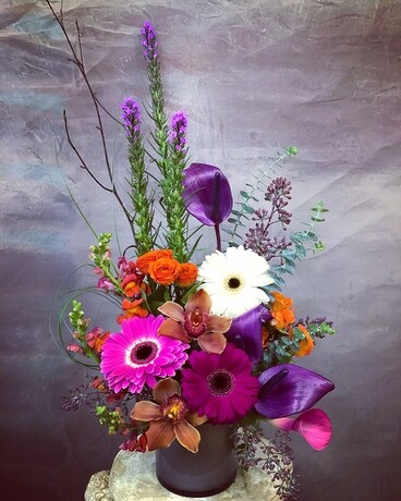 Gerbera’s Party Flower Arrangement