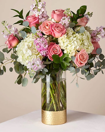 In the Gardens Luxury Bouquet Flower Arrangement