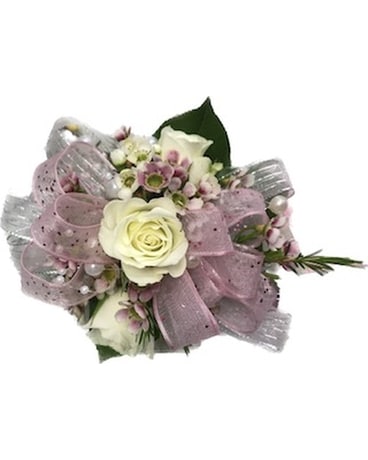 Dainty Lady Corsage Corsage