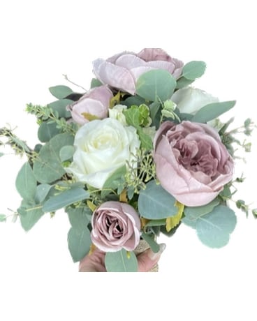 Young's Own Silk Garden Rose Bouquet Bouquet