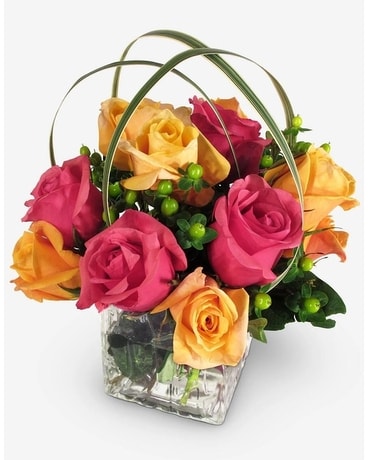 Pretty Roses Flower Arrangement