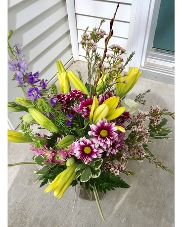 Pick of the Day Flower Arrangement