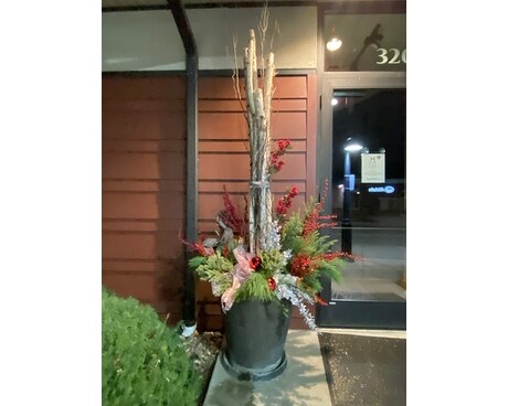 Porch Pot 5 Specialty Arrangement