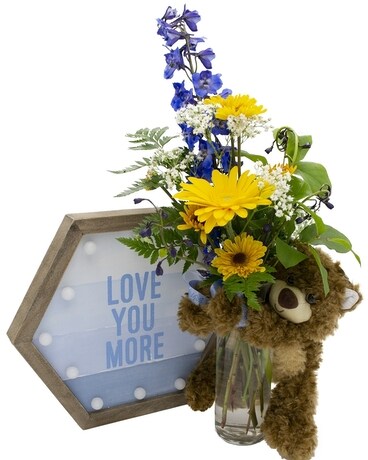Baby Cuddles - Blue - Gift Set Flower Arrangement