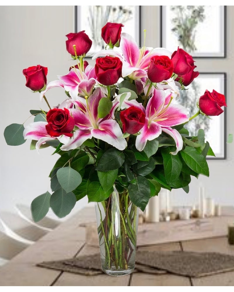リリーページ Stargazer's Lilies & Roses in Nyack NY - Tappan Zee Florist
