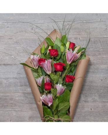 Casablanca Flower Arrangement