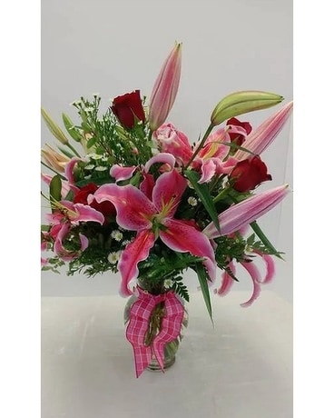 Woodland's Own 6 Pack Flower Arrangement