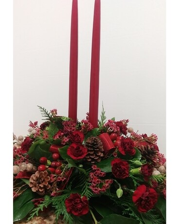 Monochromatic 2 candle centerpiece Centerpiece