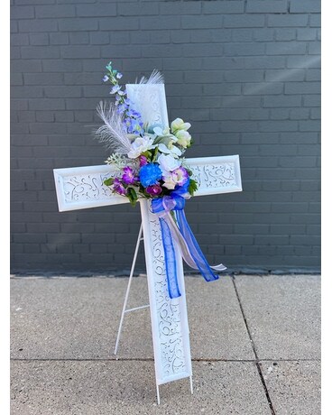Alfa's Delicate Cross Flower Arrangement