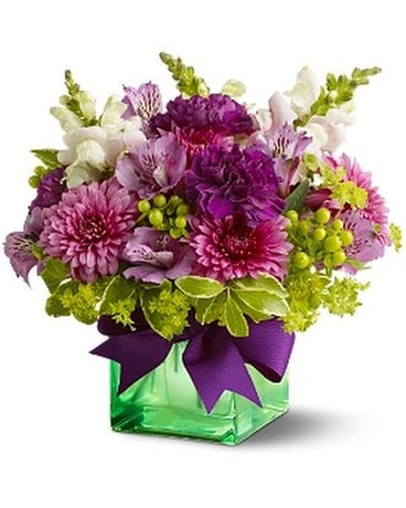 Teleflora's Cheerful Wishes Flower Arrangement