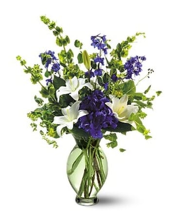 Teleflora's Green Inspiration Bouquet Flower Arrangement