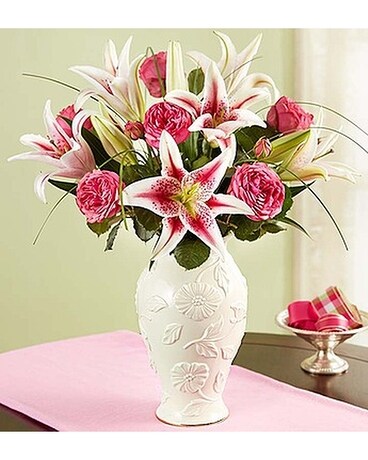 GARDEN ROSE AND LILY BOUQUET IN LENOX Flower Arrangement