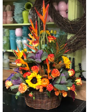 ISLAND PARADISE DREAMS Flower Arrangement