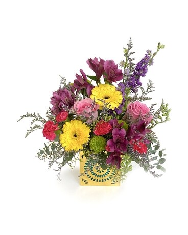Santa Fe Lights Flower Arrangement