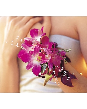 Fuchsia Orchids Wristlet Corsage