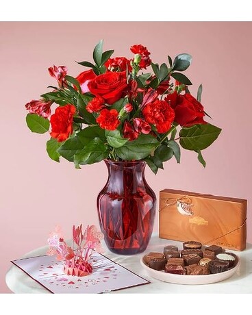 Heartstrings Bundle Flower Arrangement
