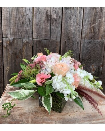 Summer Daze Flower Arrangement