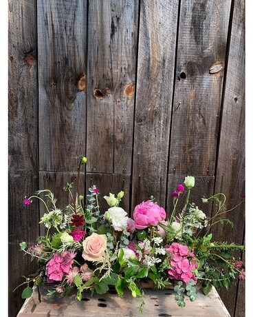 Pretty in Pink Flower Arrangement