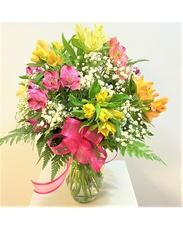 Alluring Alstroemeria Flower Arrangement