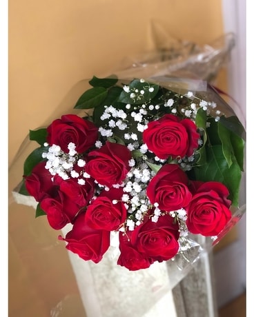 Premium wrapped roses Flower Arrangement
