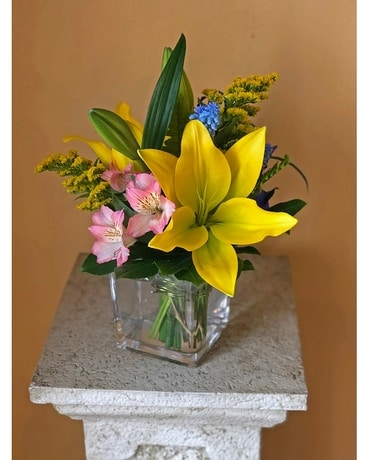 Colors of Spring Flower Arrangement