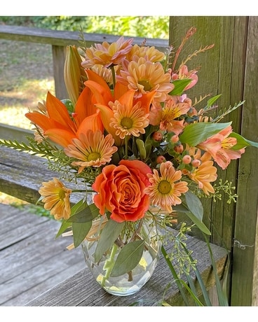 Hales Corners Florist - Flower Delivery by Barb's Green House Florist