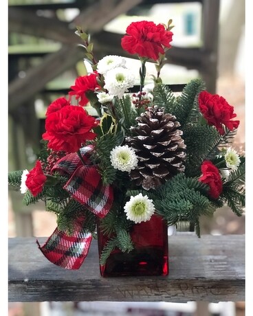 Christmas Plaid Flower Arrangement