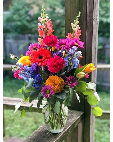 Queen's Garden Flower Arrangement