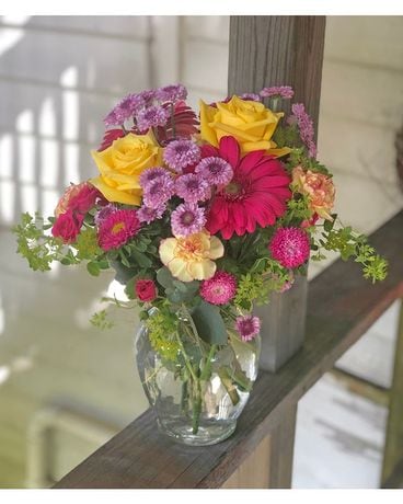 Bright Delight Flower Arrangement